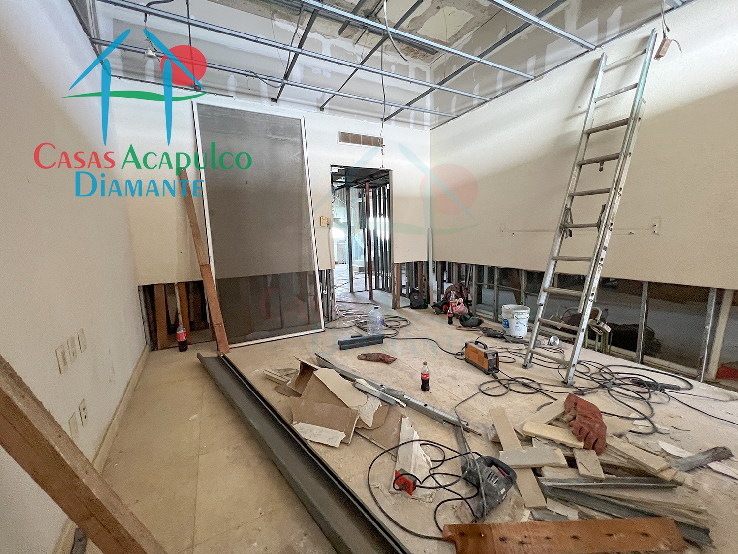 Playamar Tres Cantos T4 PH 2 - Sala de televisión 3